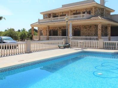 Chalet for sale in San Miguel de Salinas, Alicante, Spanje
