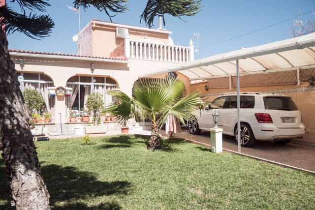 Villa in urbanización Casas de la Primavera , Torrevieja, Costa Blanca  Zuid, Spanje